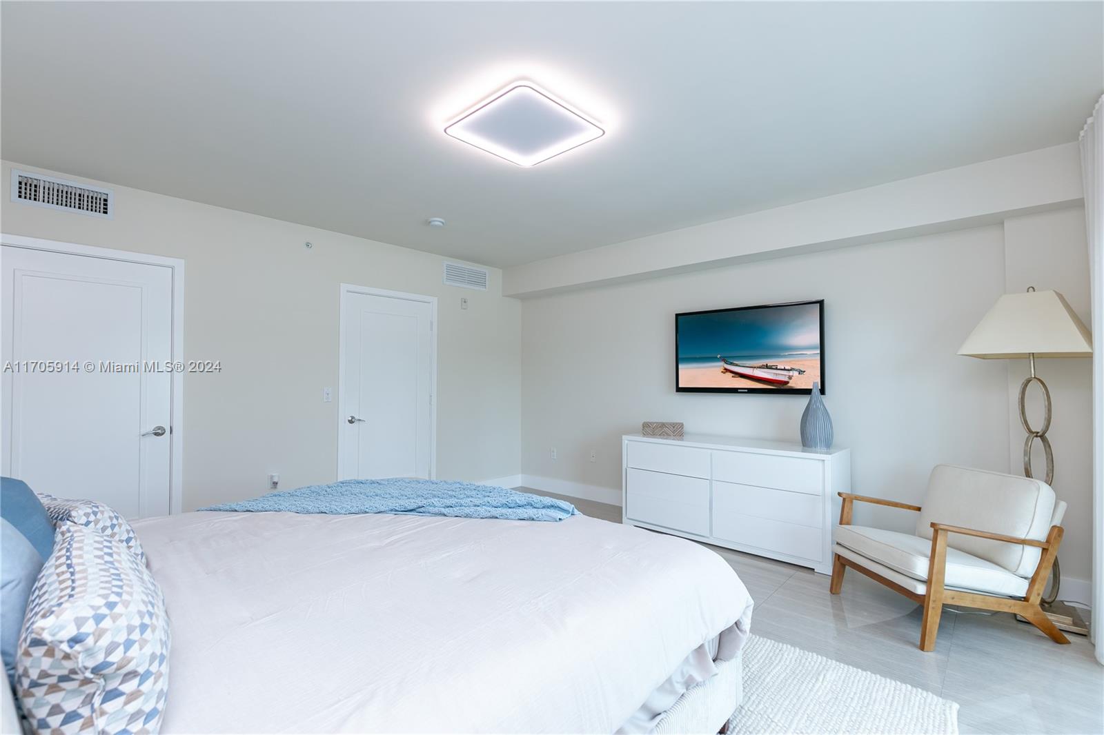 RIVA BAY HARBOR CONDO - Residential