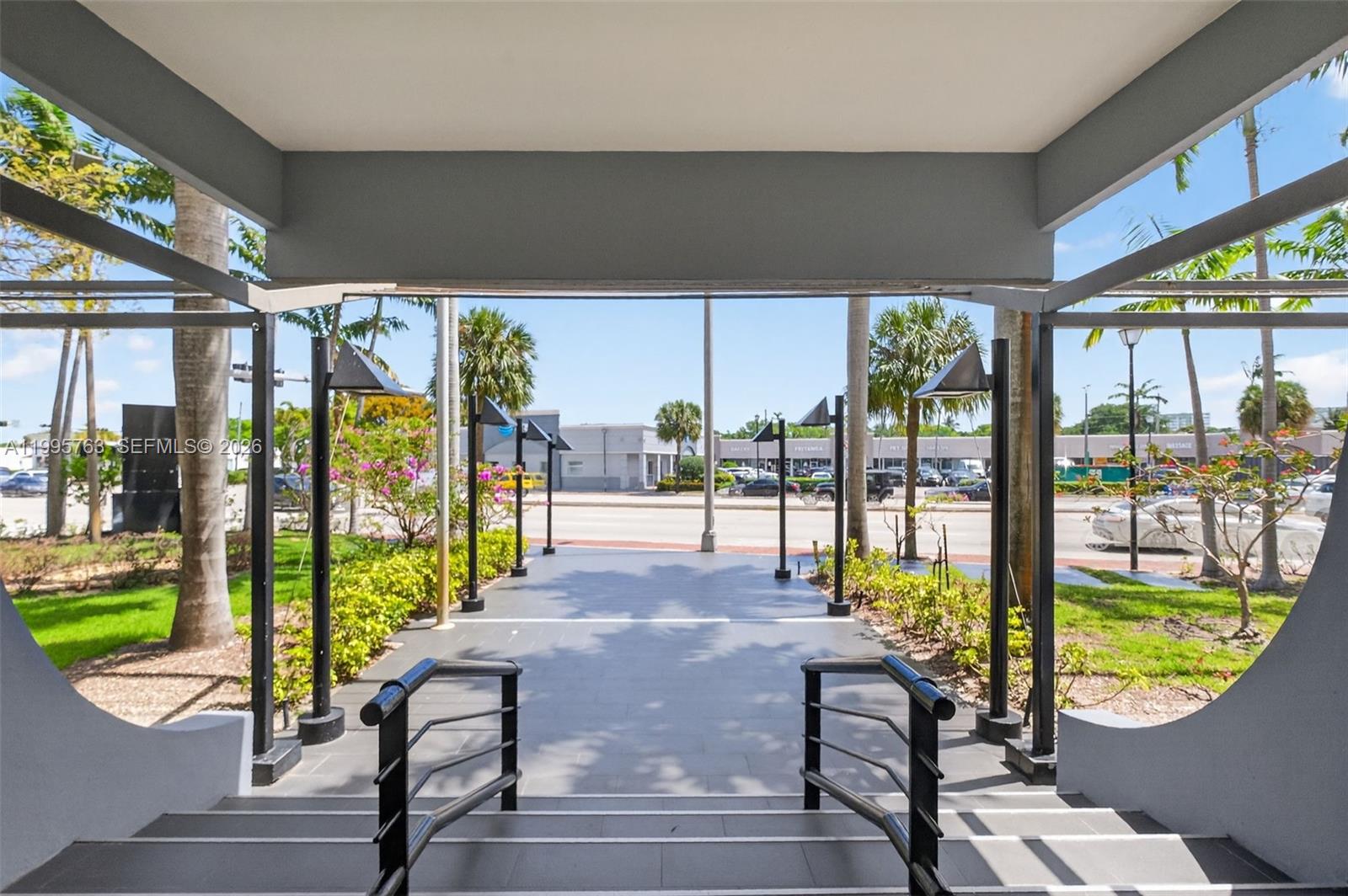 12550 Biscayne Blvd 500