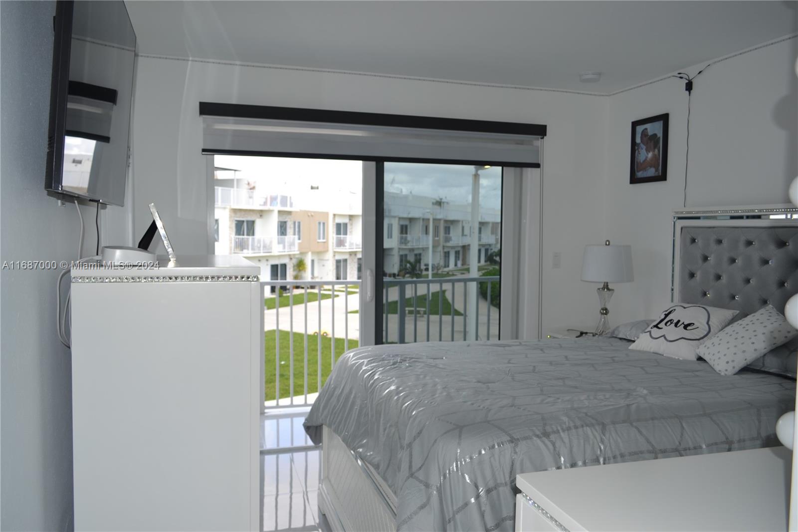 PARADISE GARDENS - Residential