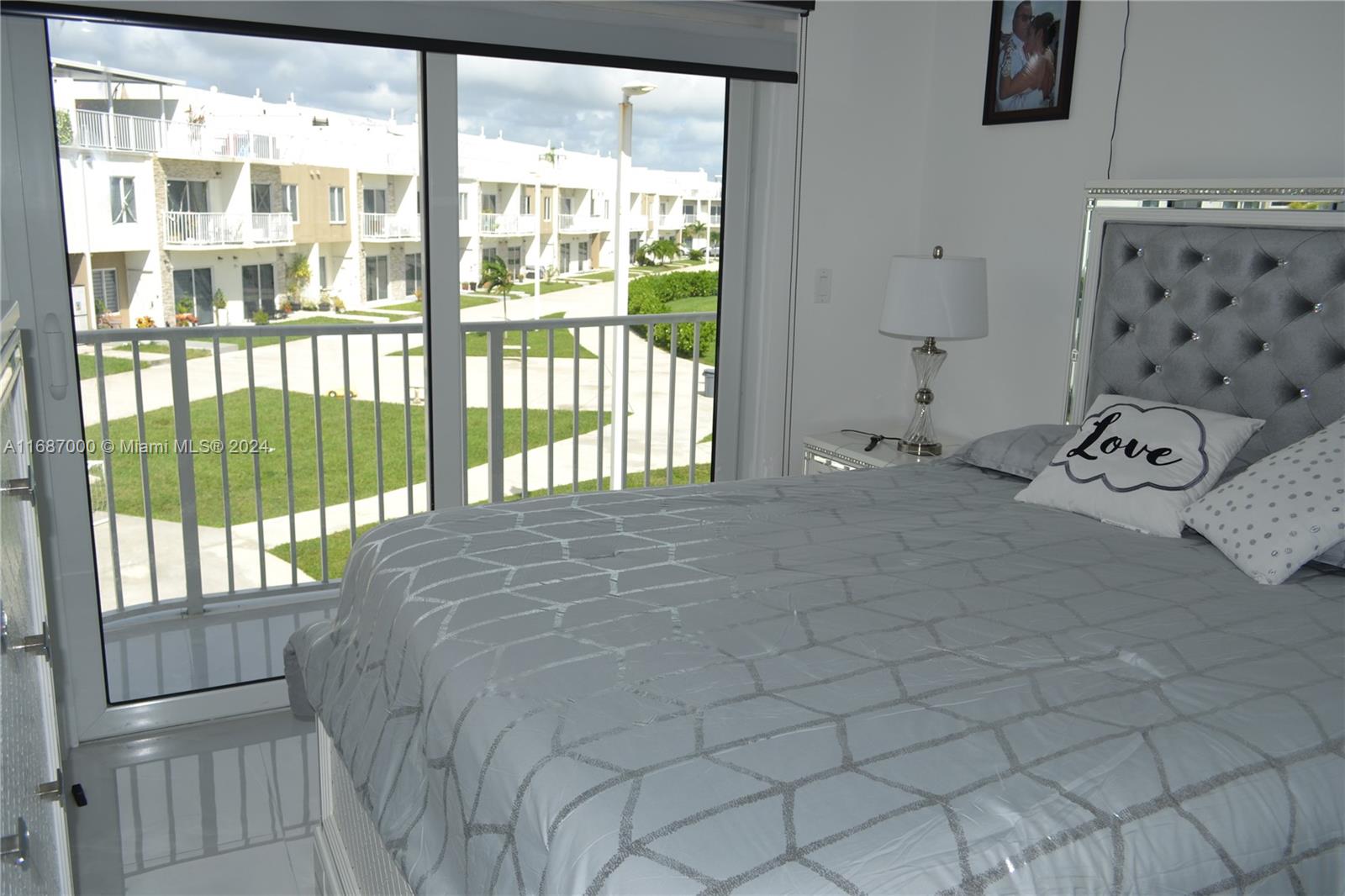 PARADISE GARDENS - Residential