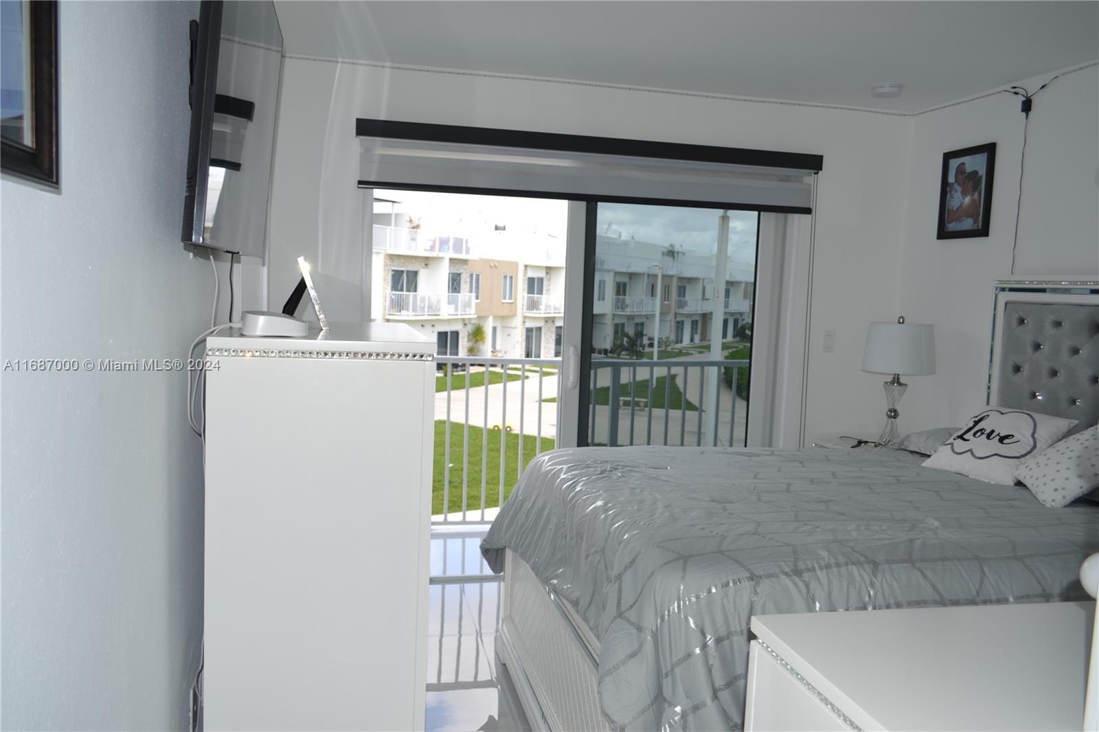 PARADISE GARDENS - Residential