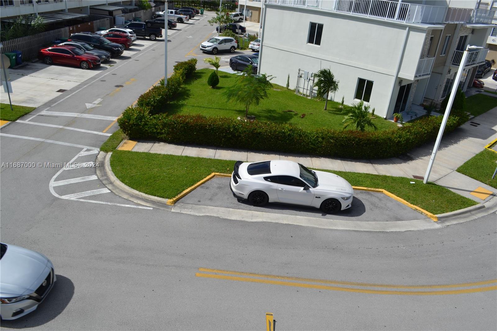 PARADISE GARDENS - Residential