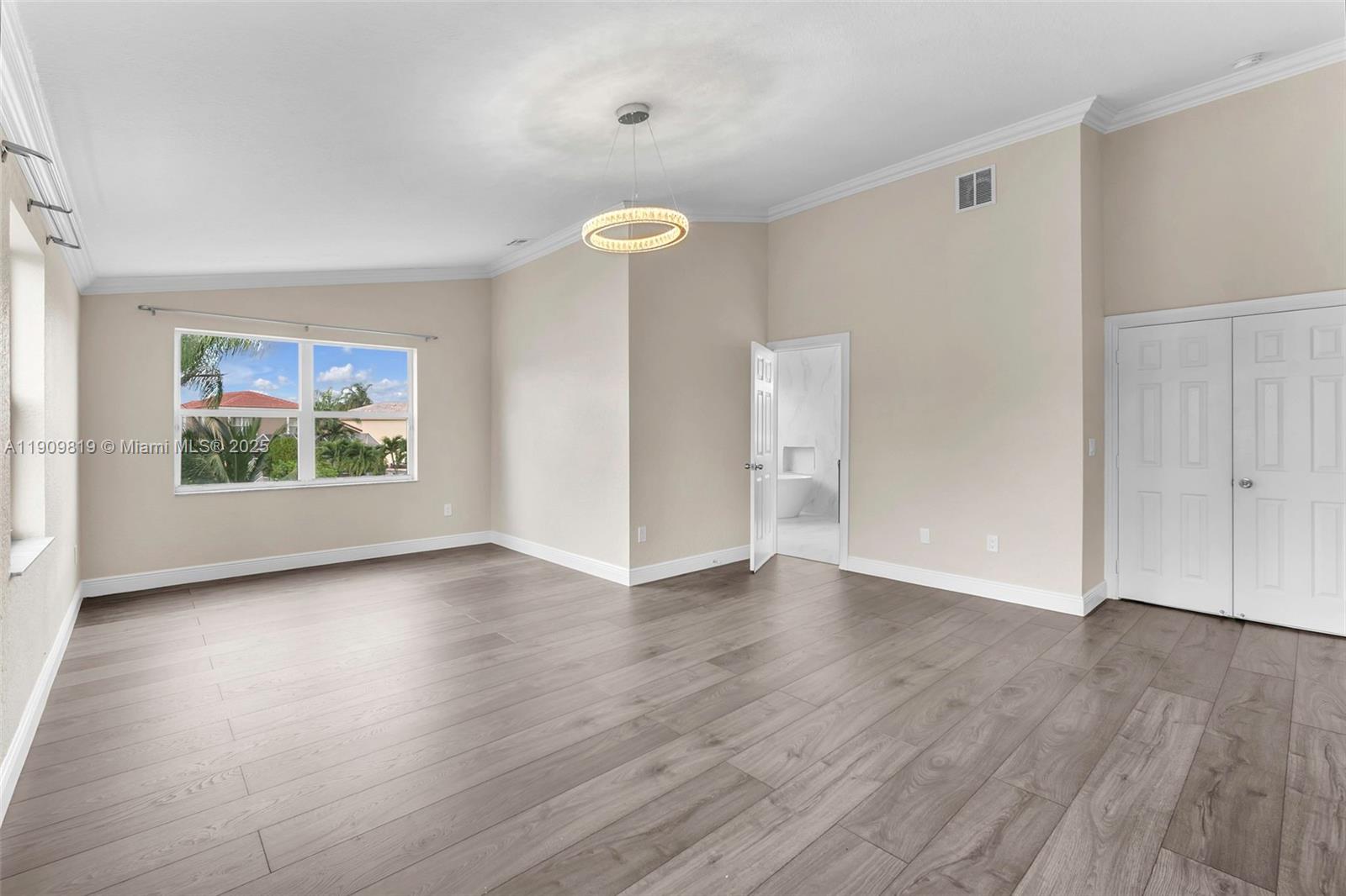 TOWNGATE - Residential Lease