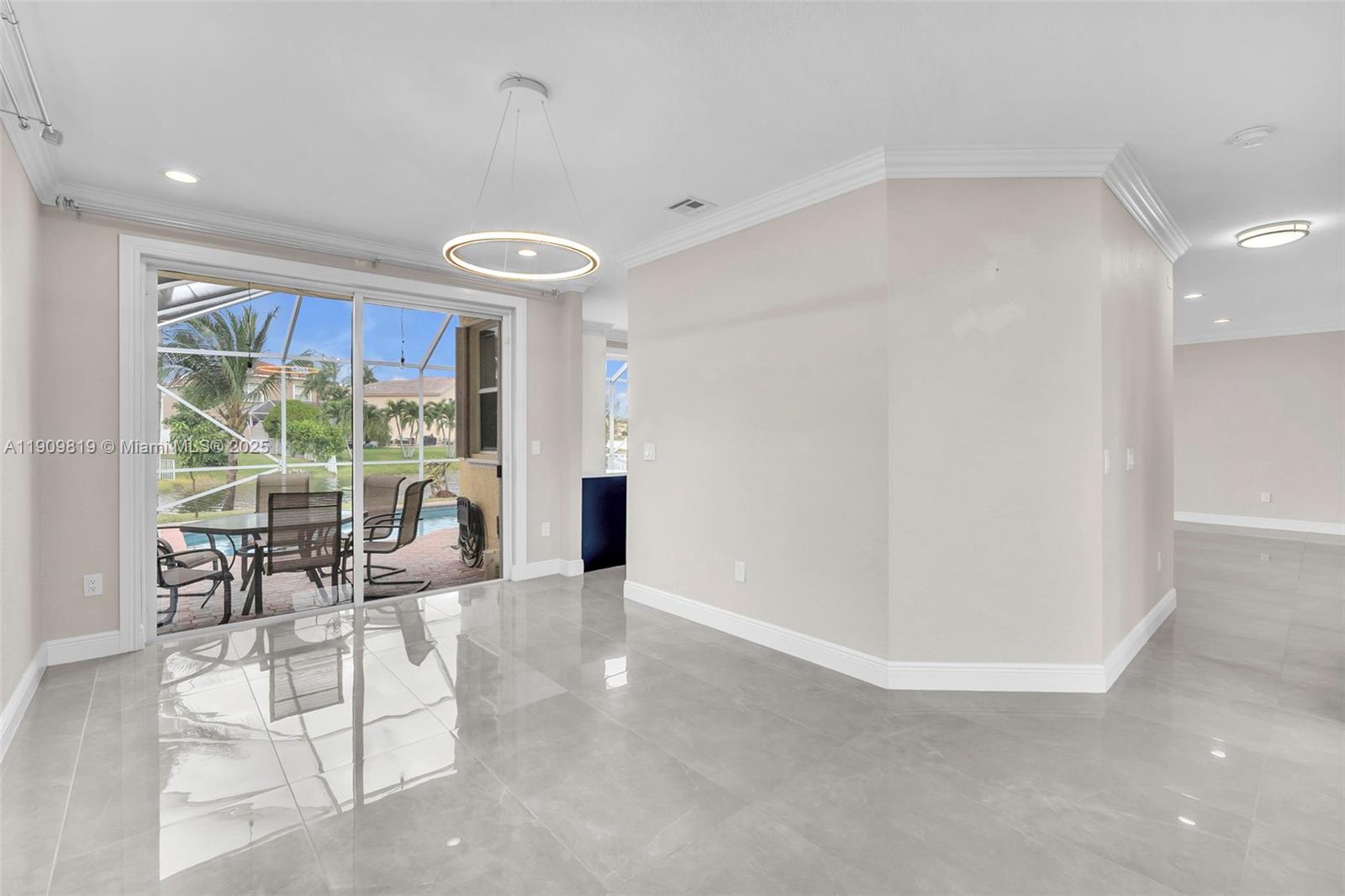 TOWNGATE - Residential Lease