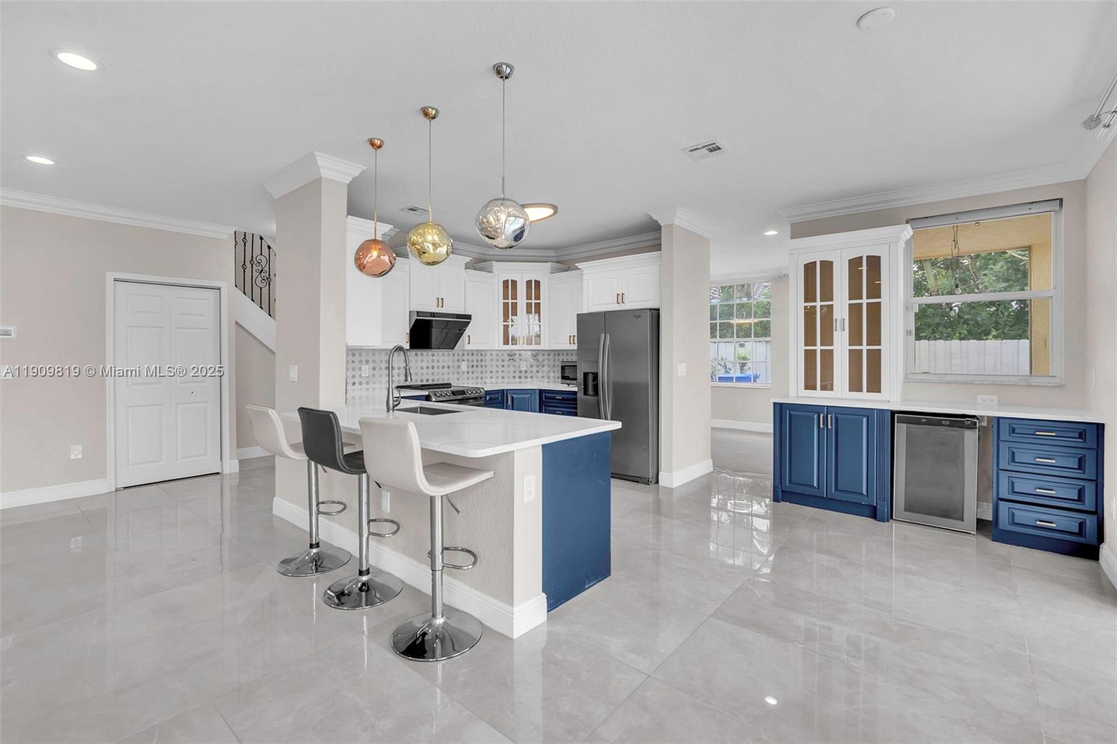 TOWNGATE - Residential Lease