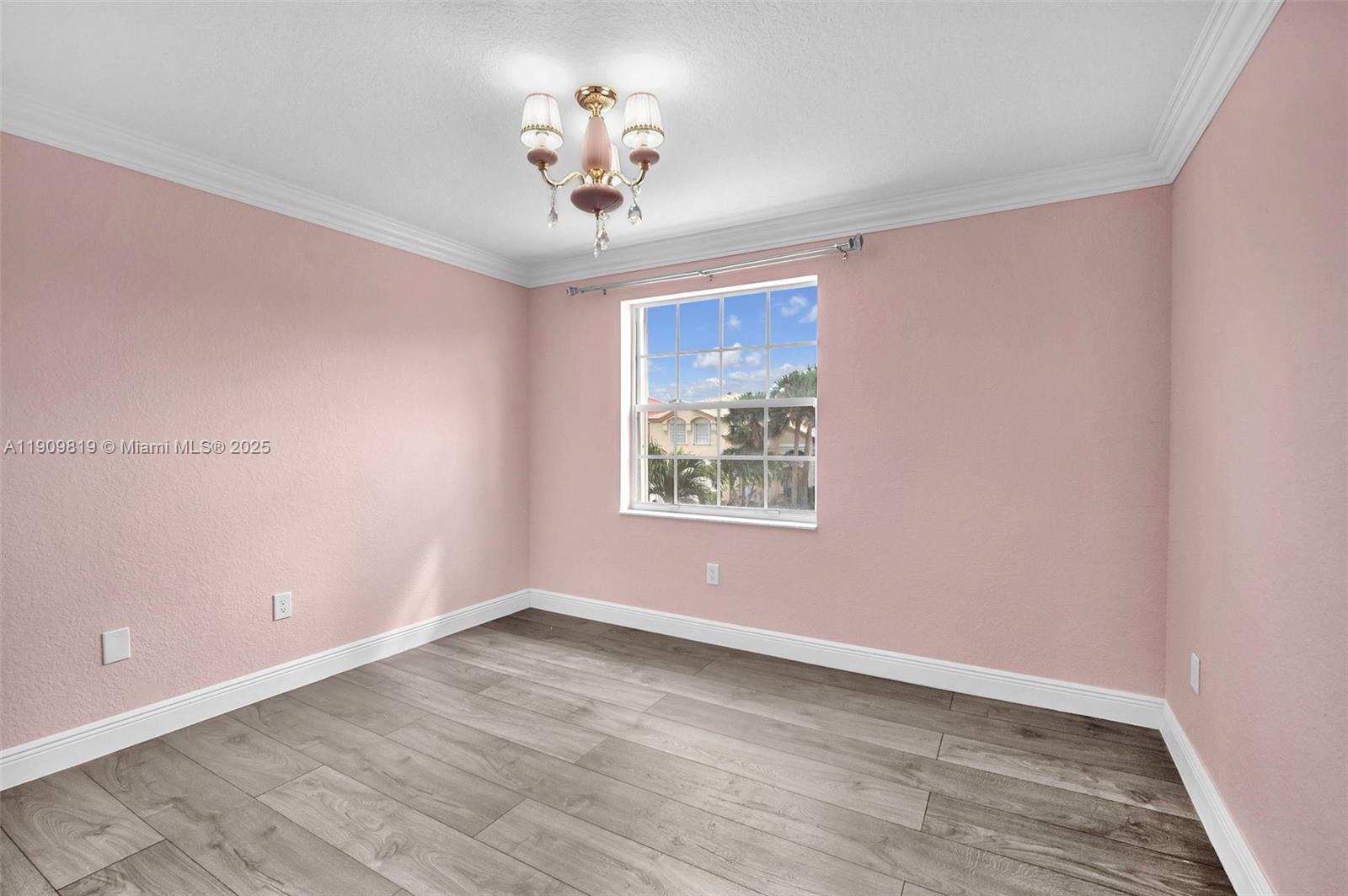 TOWNGATE - Residential Lease