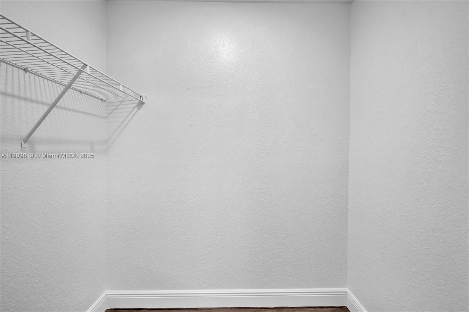 TOWNGATE - Residential Lease