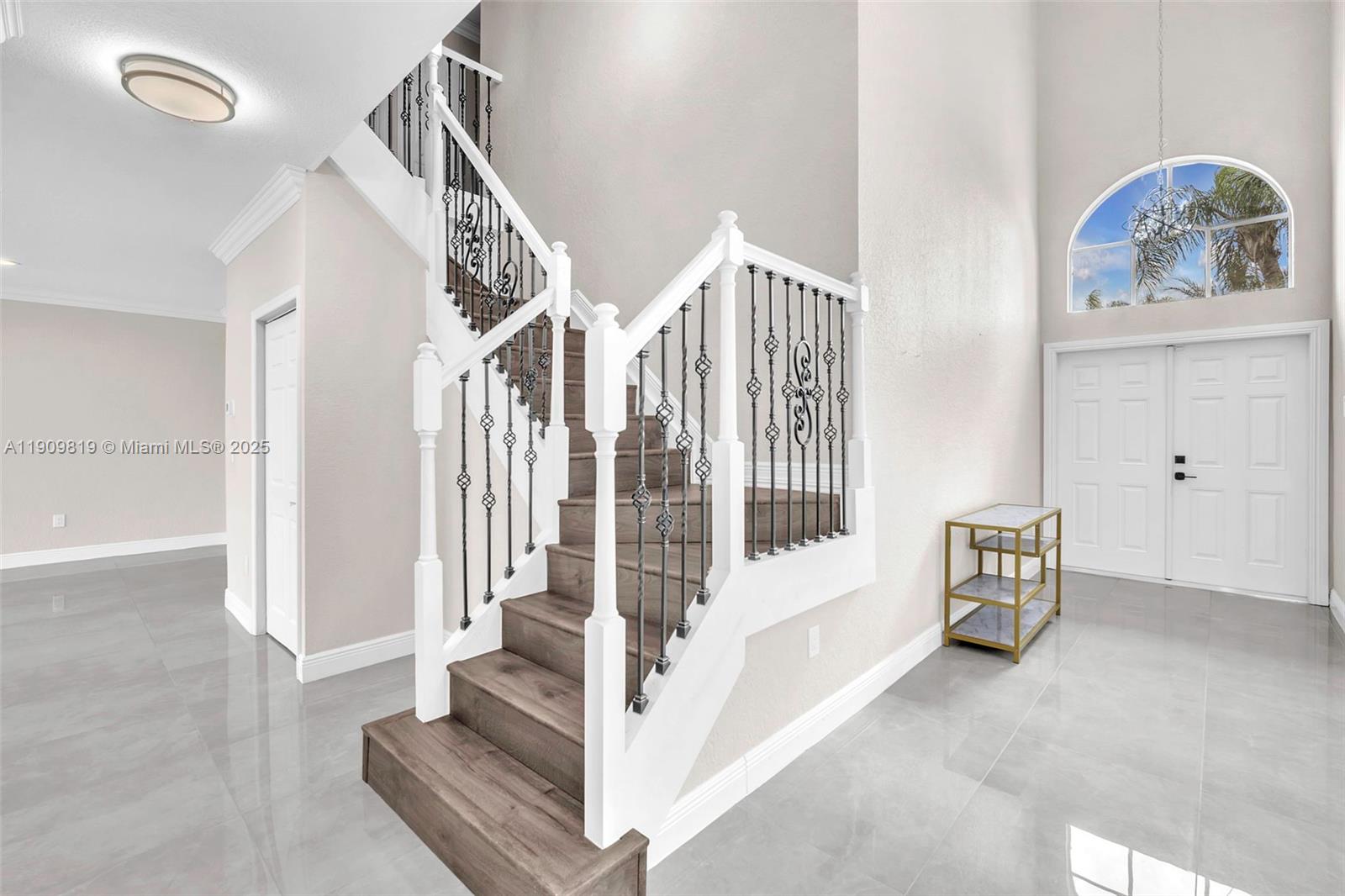 TOWNGATE - Residential Lease