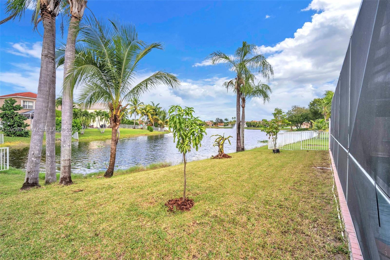 TOWNGATE - Residential Lease