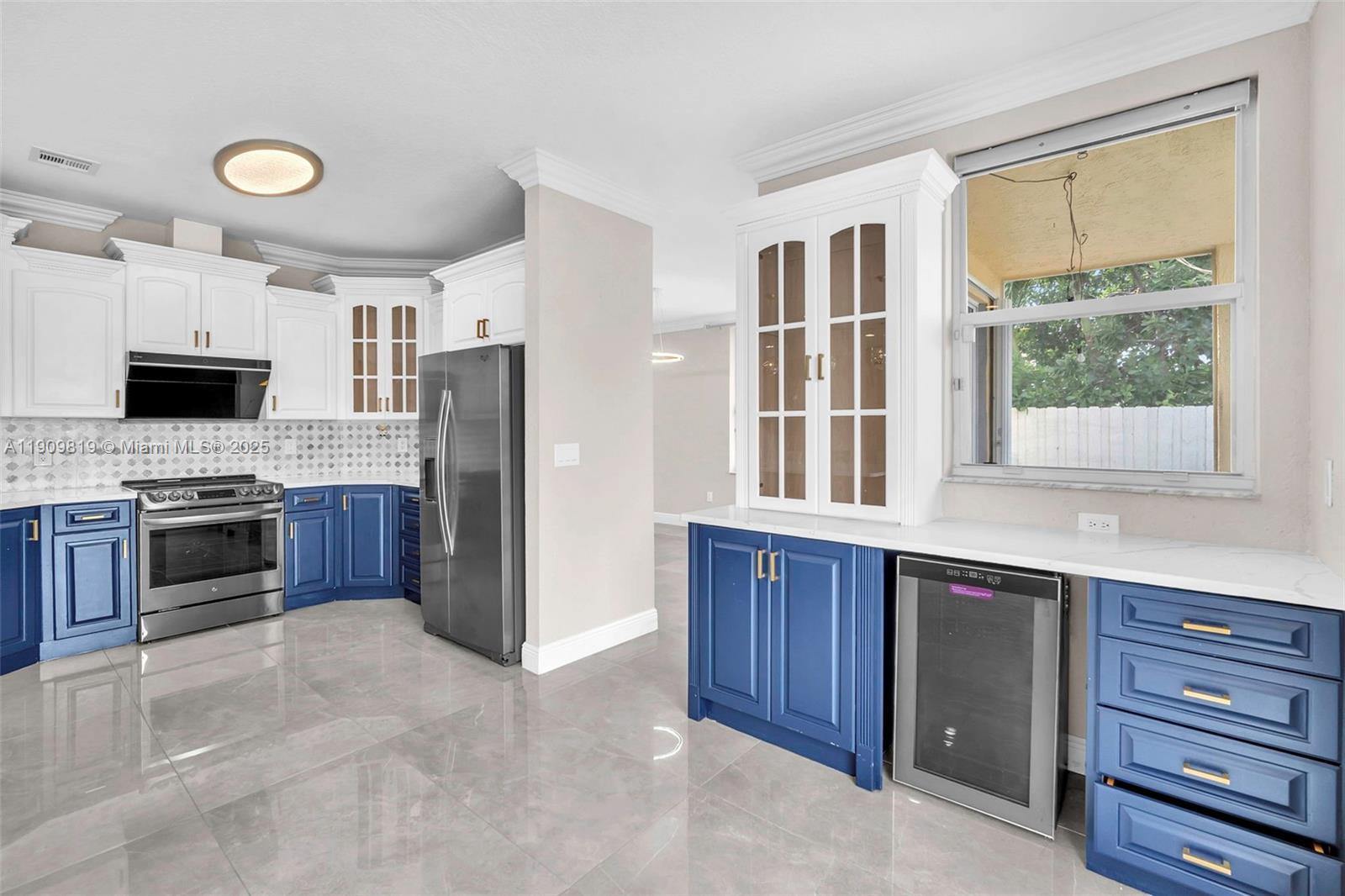 TOWNGATE - Residential Lease