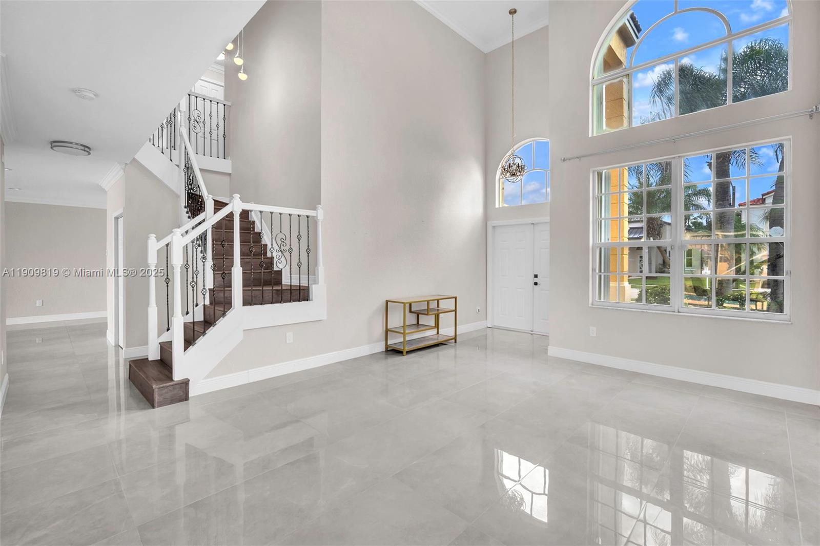 TOWNGATE - Residential Lease