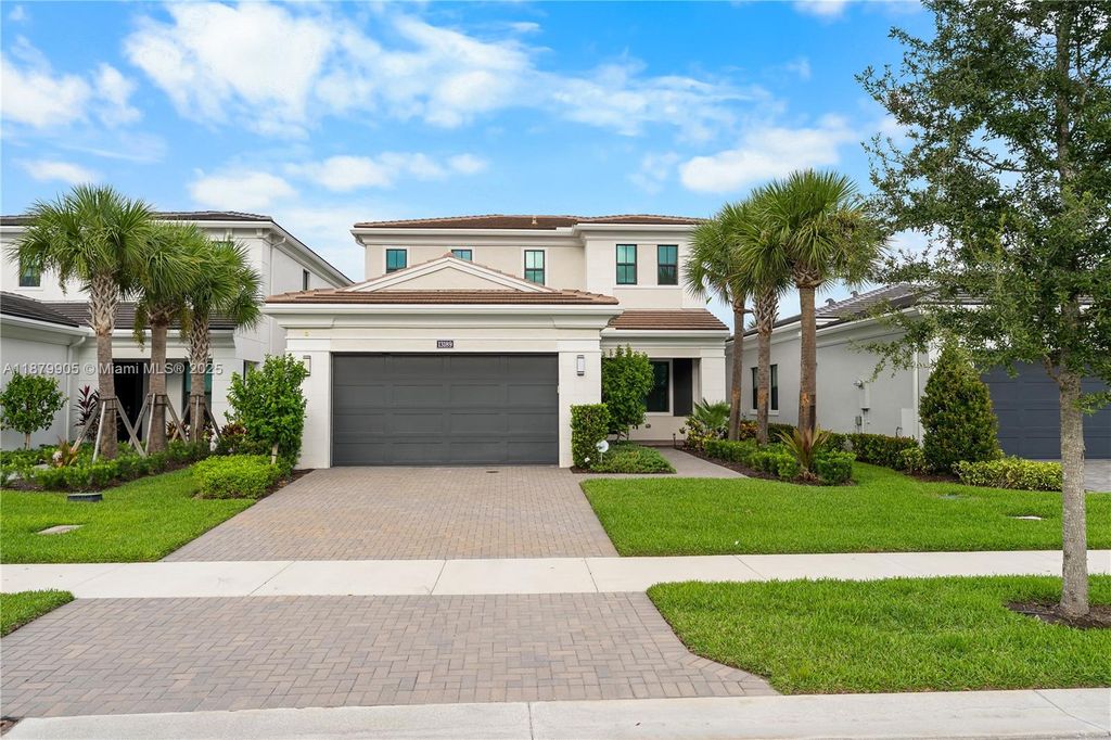 Photo of 13189 Faberge Pl, Palm Beach Gardens, FL 33418 (MLS # A11879905)