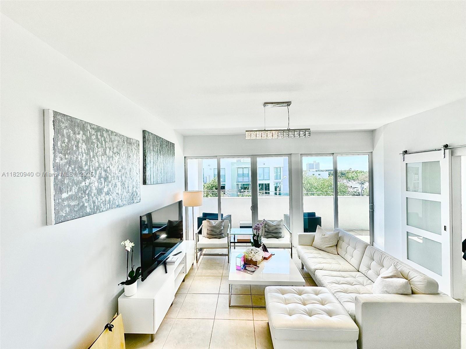 2694 Inagua Ave Ph1, Miami, Broward County, Florida - 2 Bedrooms  
2 Bathrooms - 