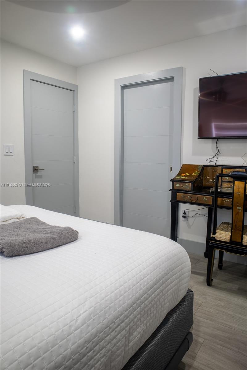 LEE GROVE ESTS - Residential