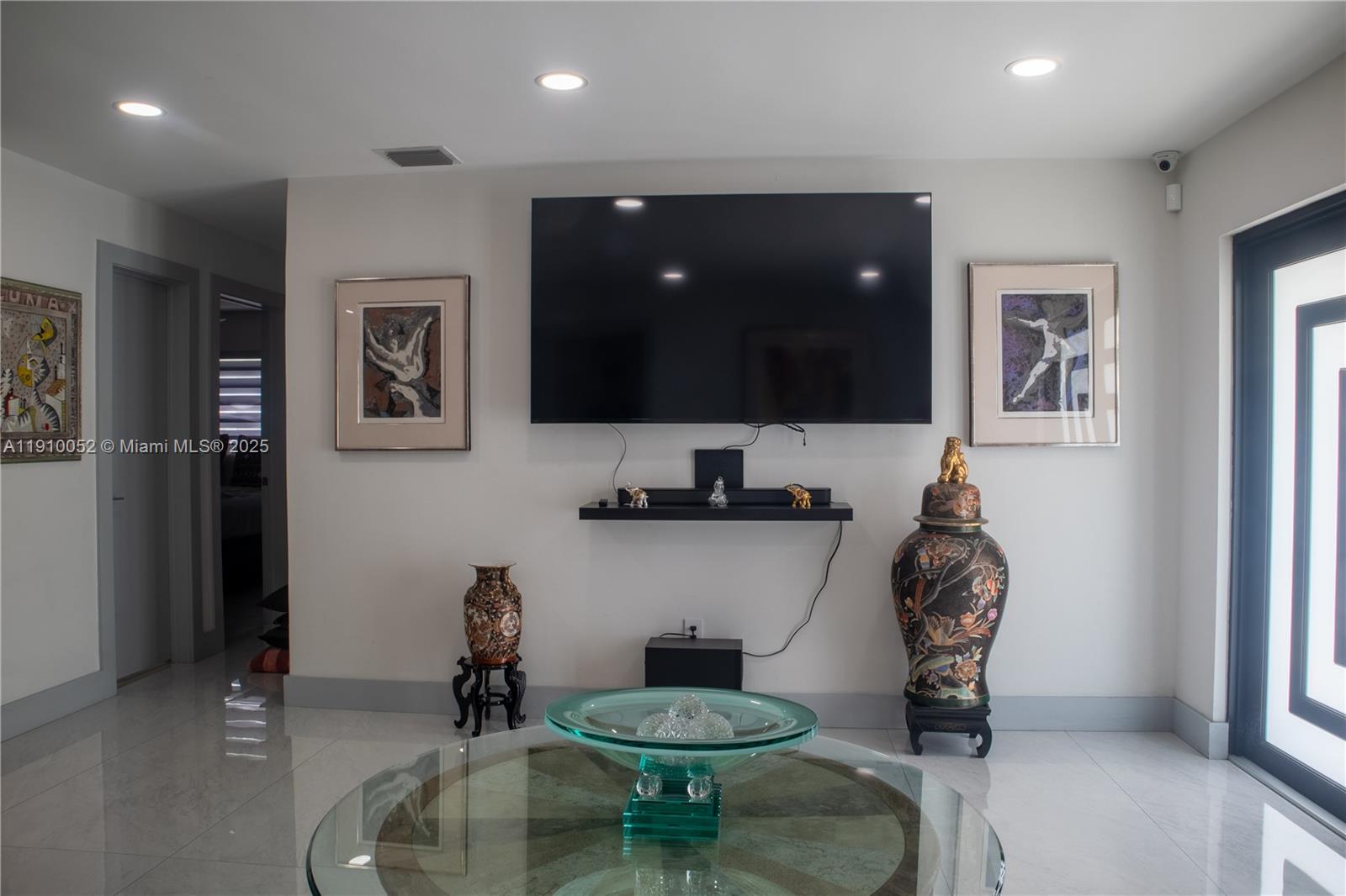 LEE GROVE ESTS - Residential