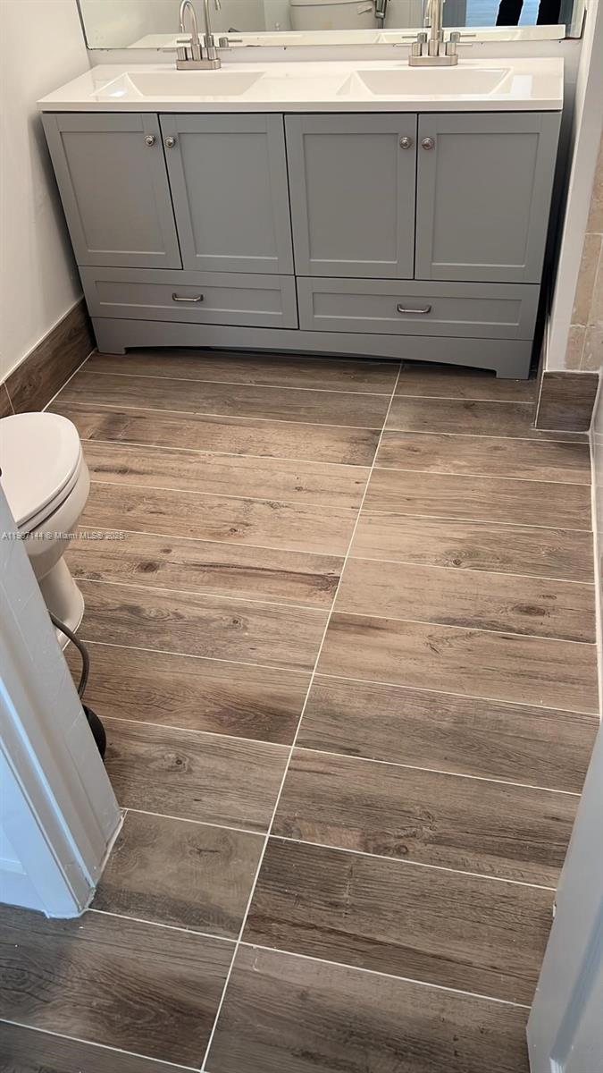 THE GREENS AT DORAL CONDO - Residential Lease