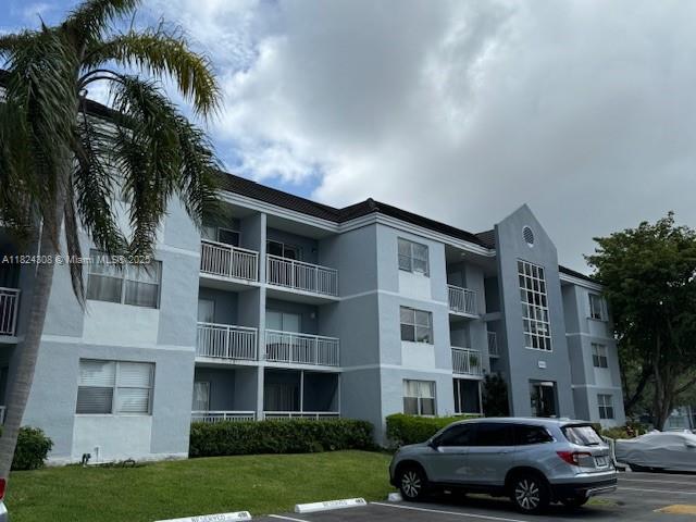 8560 SW 212th St 108