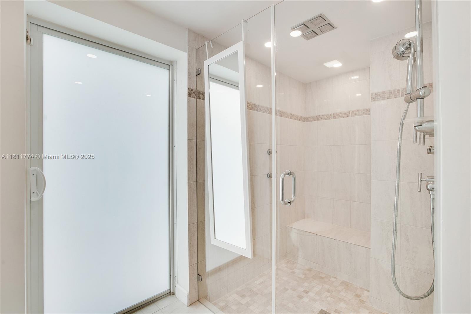 ROYAL PALM HARBOR 3RD ADD - Residential Lease