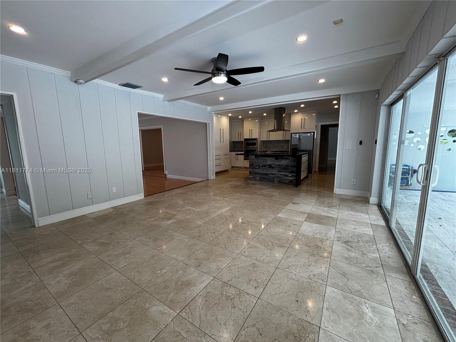 ROYAL PALM HARBOR 3RD ADD - Residential Lease