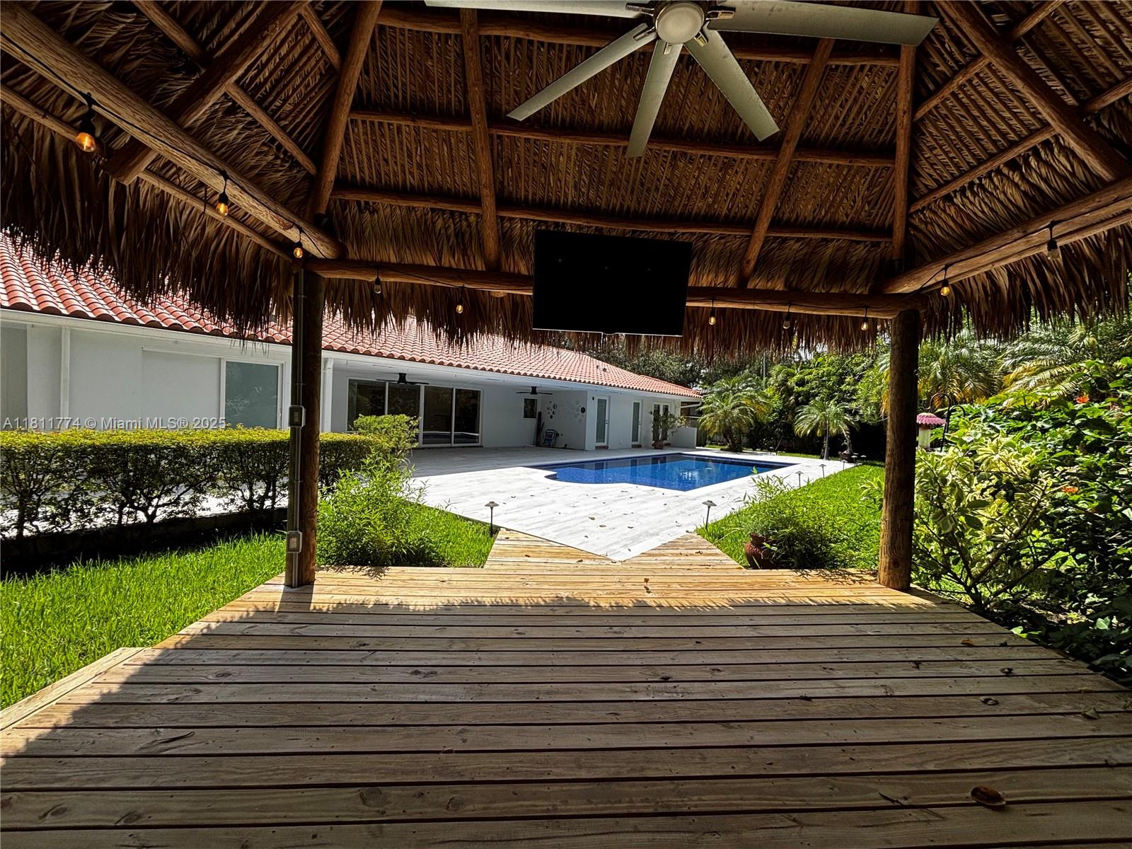 ROYAL PALM HARBOR 3RD ADD - Residential Lease