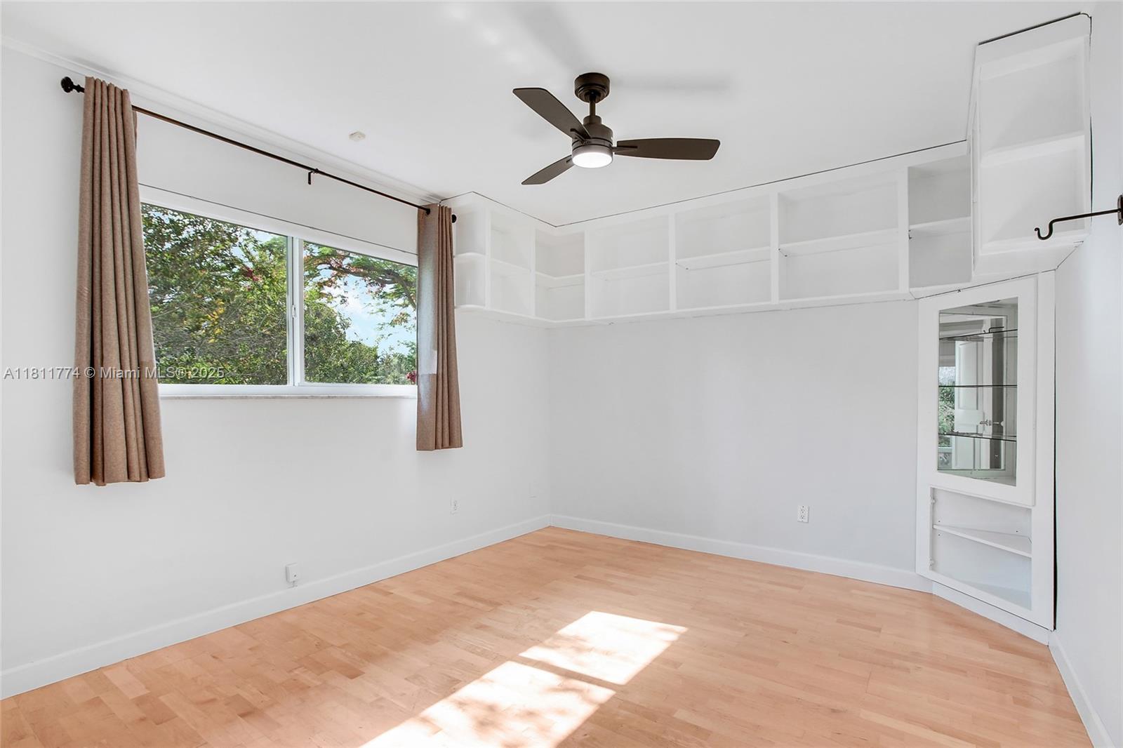 ROYAL PALM HARBOR 3RD ADD - Residential Lease