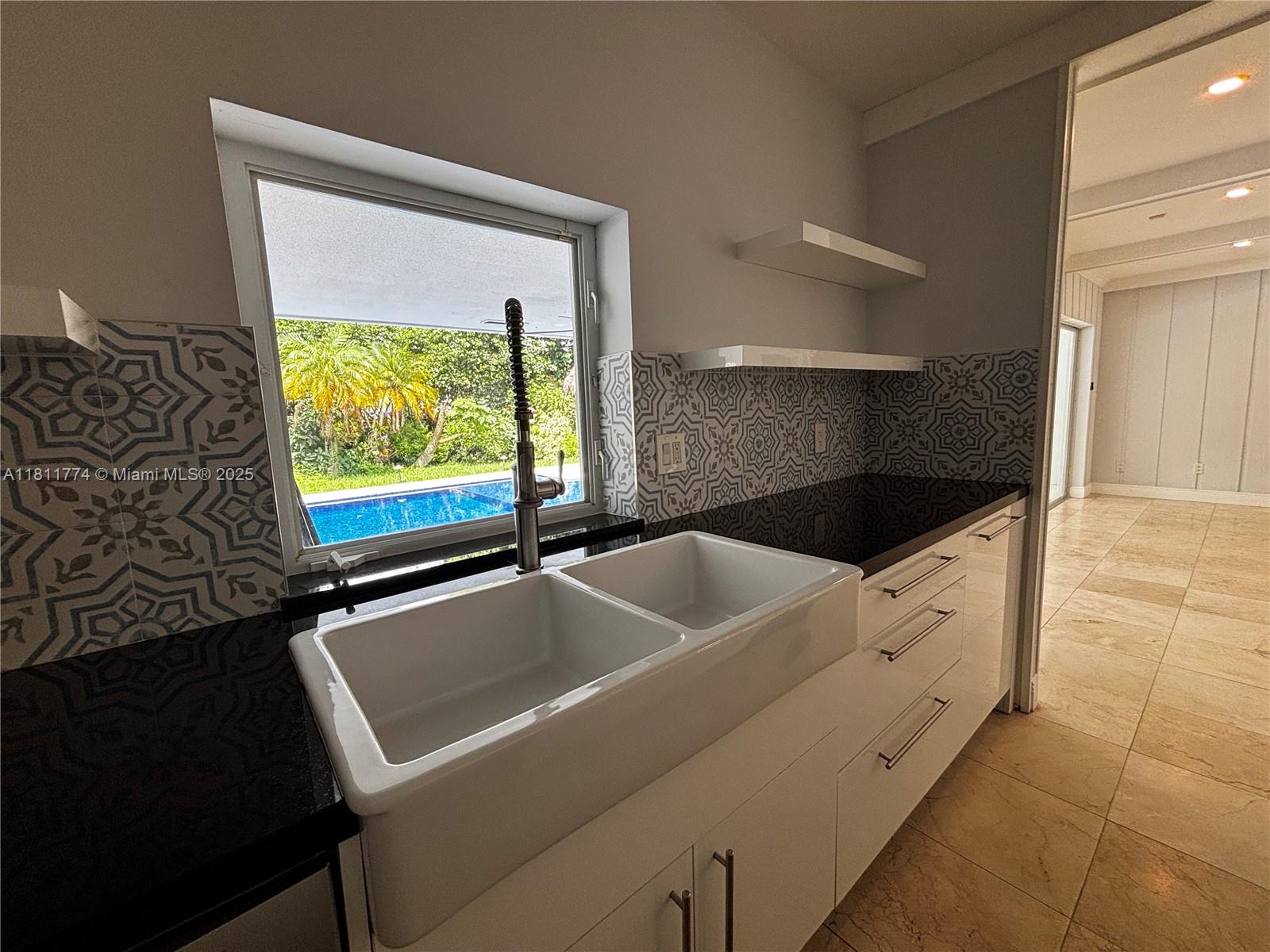 ROYAL PALM HARBOR 3RD ADD - Residential Lease