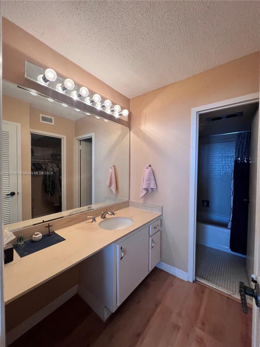 9500 OCEANS CONDO - Residential
