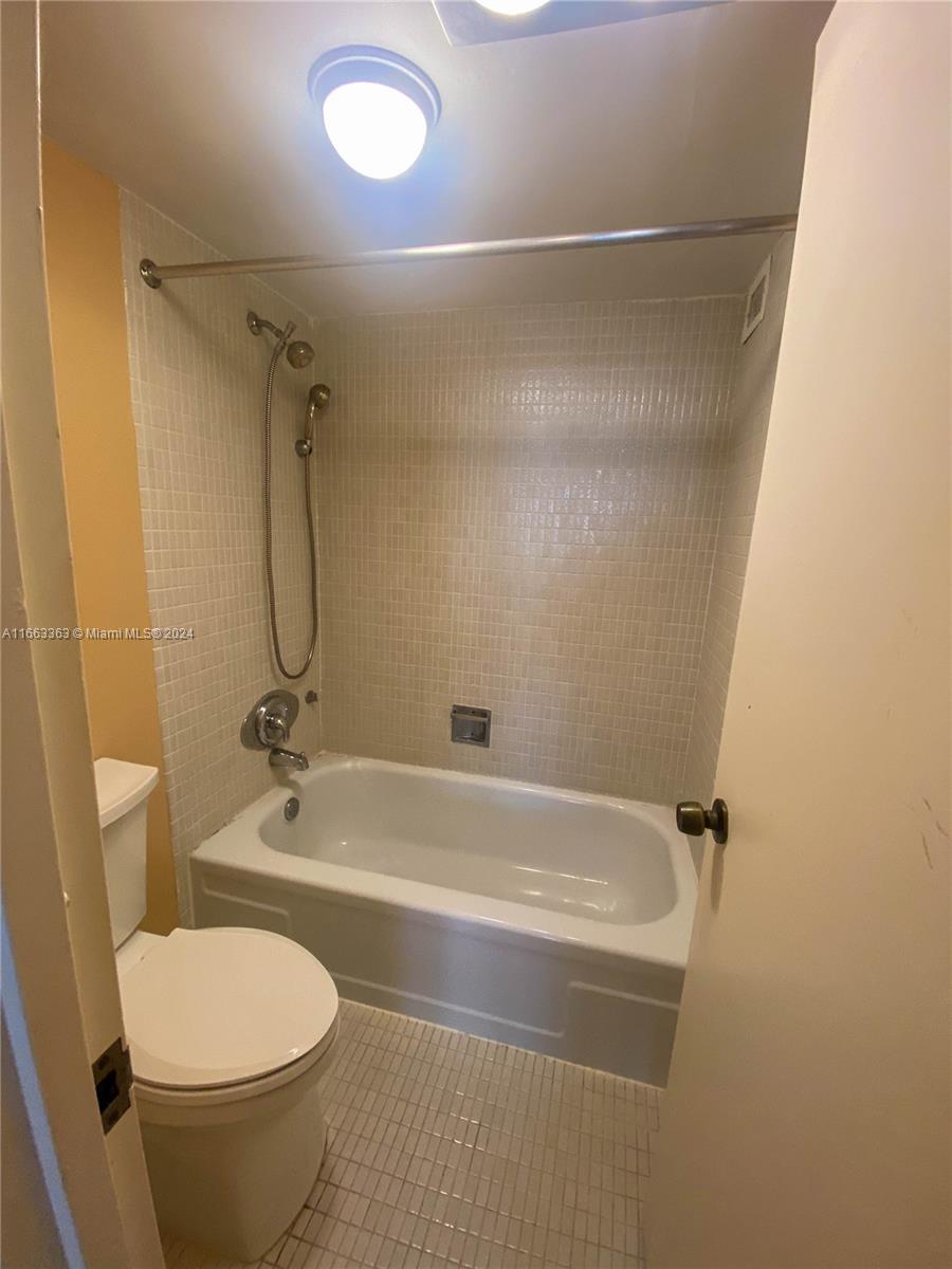 9500 OCEANS CONDO - Residential