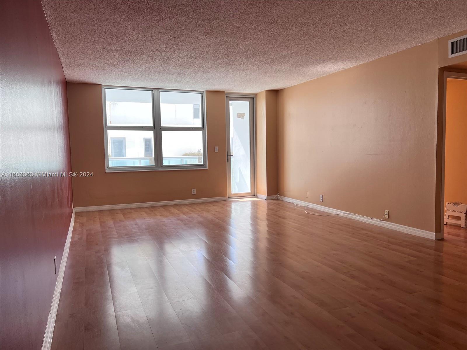 9500 OCEANS CONDO - Residential