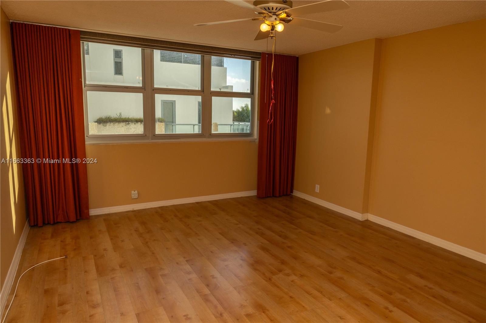 9500 OCEANS CONDO - Residential