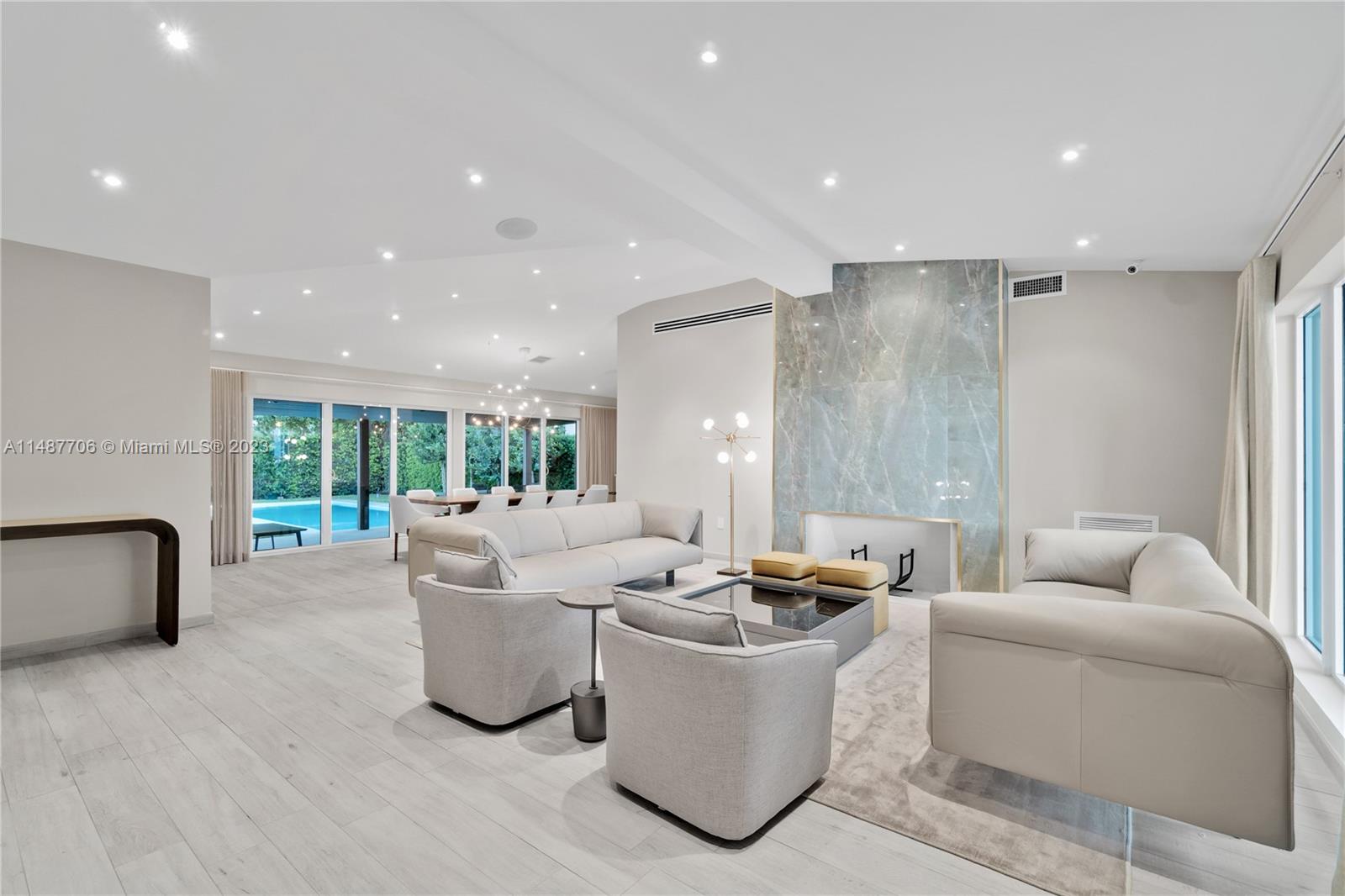 BISCAYNE ISL - Residential