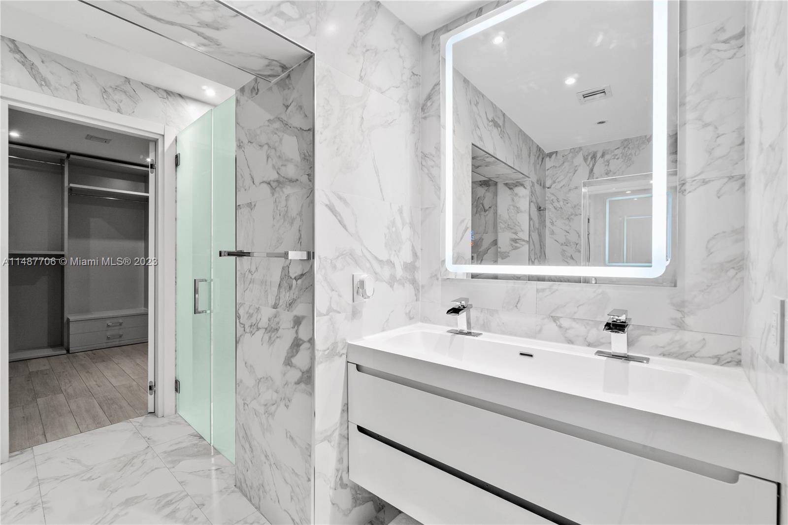 BISCAYNE ISL - Residential