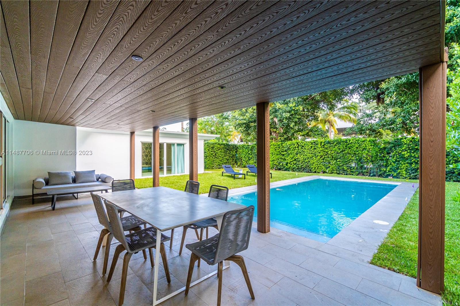 BISCAYNE ISL - Residential