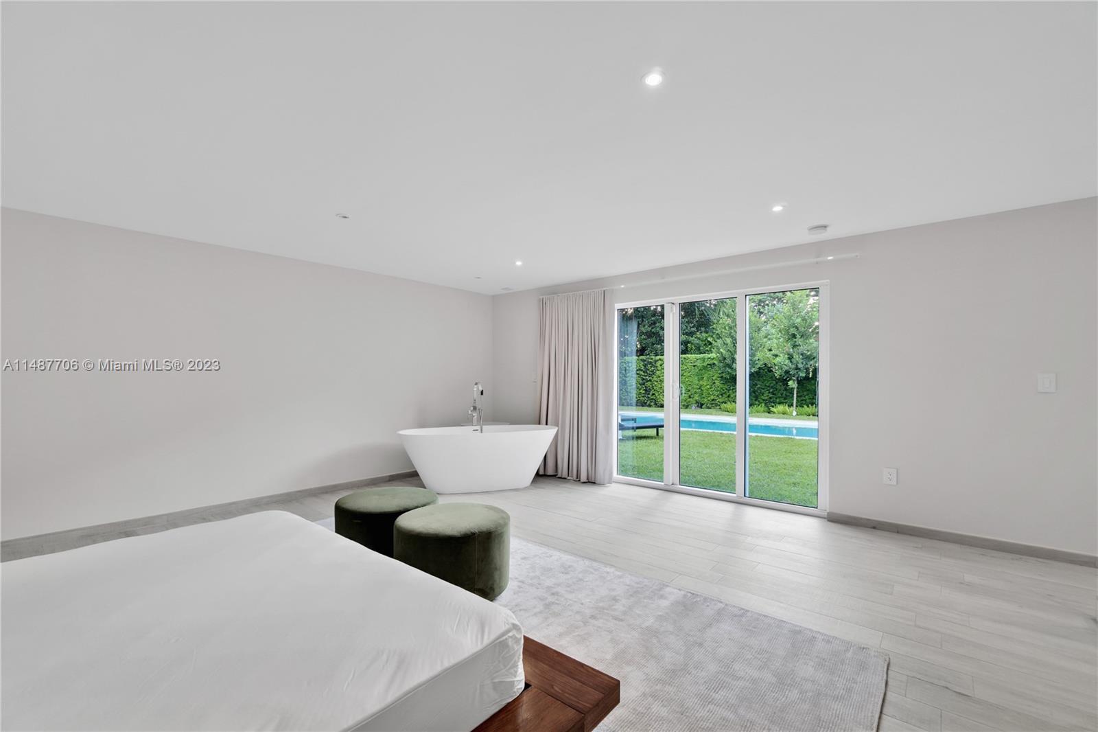 BISCAYNE ISL - Residential