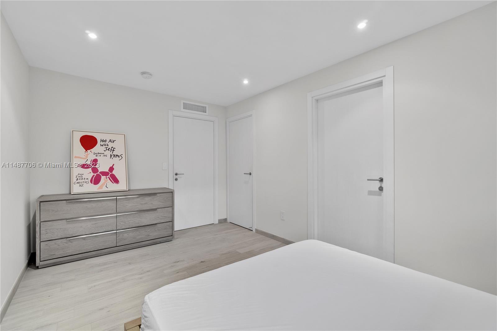 BISCAYNE ISL - Residential