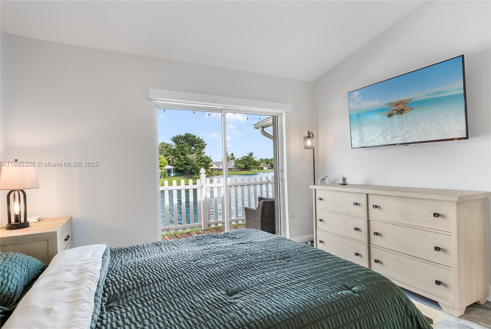 VILLAS OF DEERWOOD REPLAT - Residential