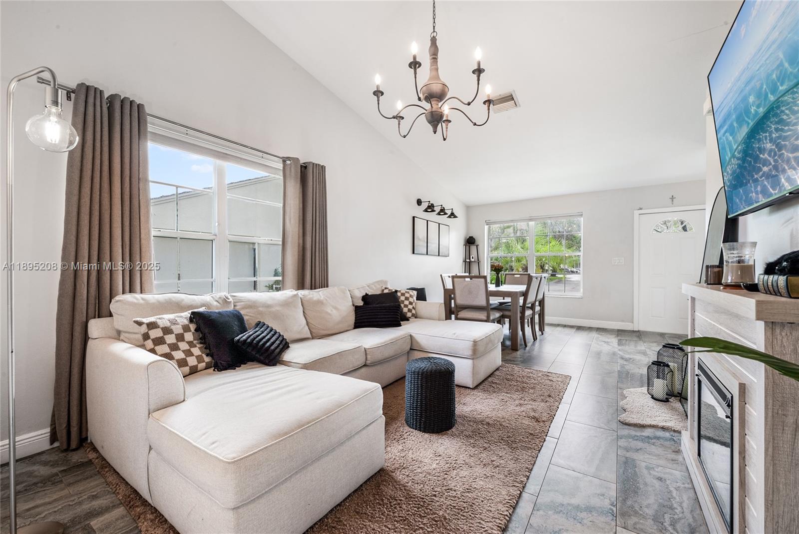 12525 SW 147th Ter