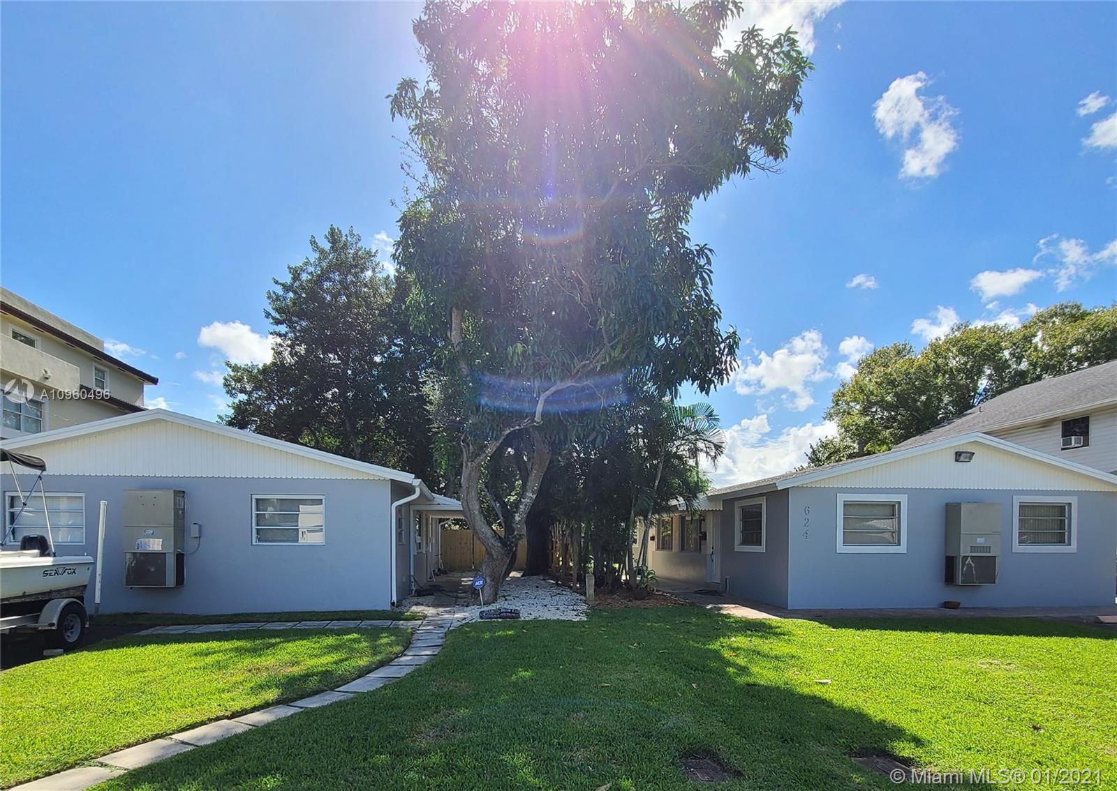 Mid Century Modern Completely Restored Never live since renovated. Light and Bright Cozy and Private. All New Backyard Laundry Room, Family Owned and Operated Near Downtown Ft. Lauderdale and Las Olas Park For Two Assigned.