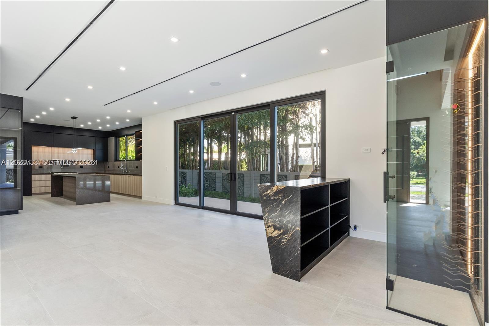 RIO VISTA ISLES - Residential Income