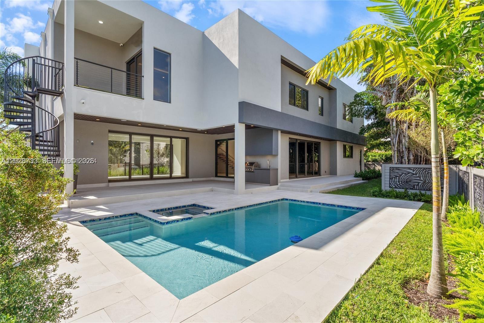 RIO VISTA ISLES - Residential Income