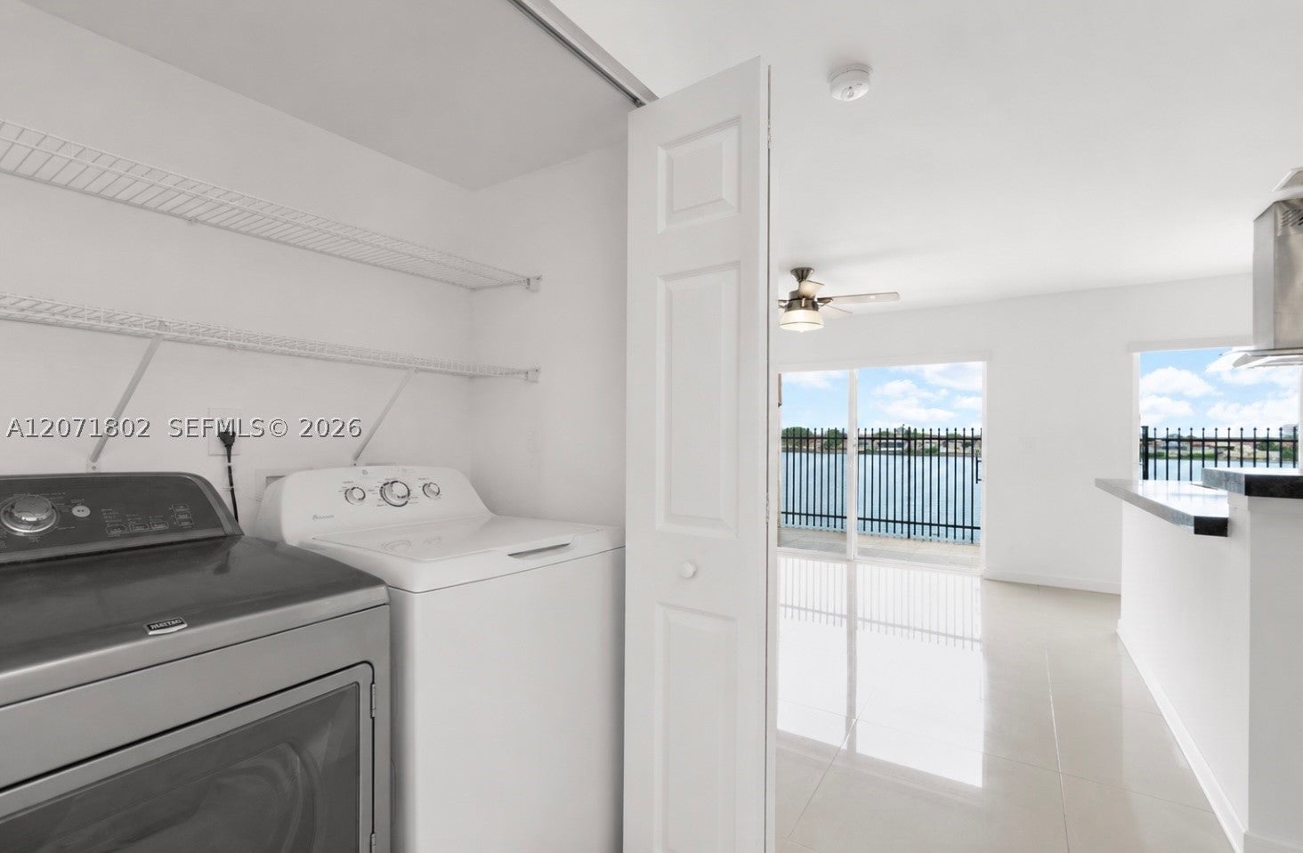 2561 W 60th Pl 102-1