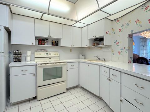 1750 NE 191st St 224-4 Miami FL 33179