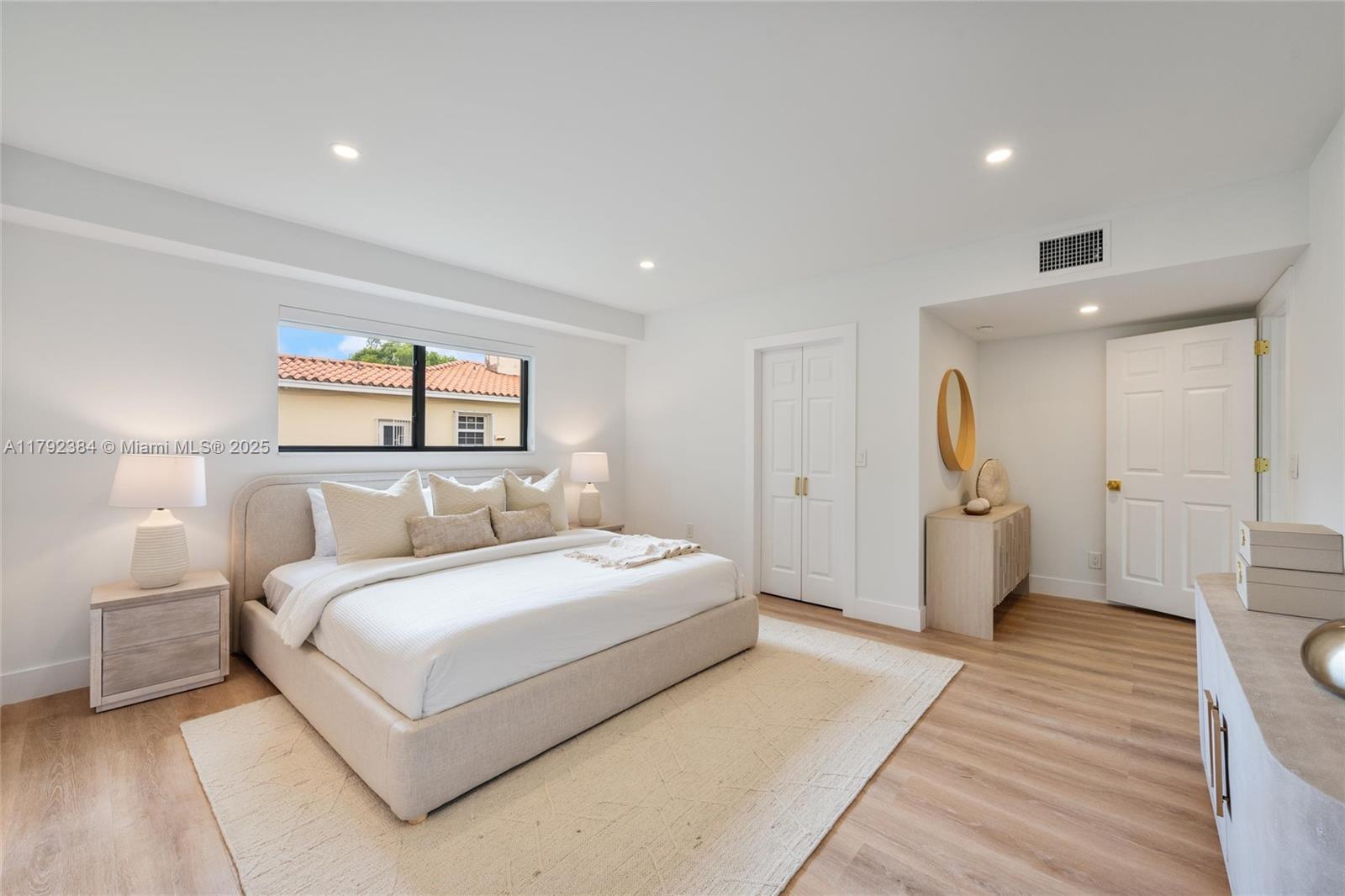 PARKWAY - Residential