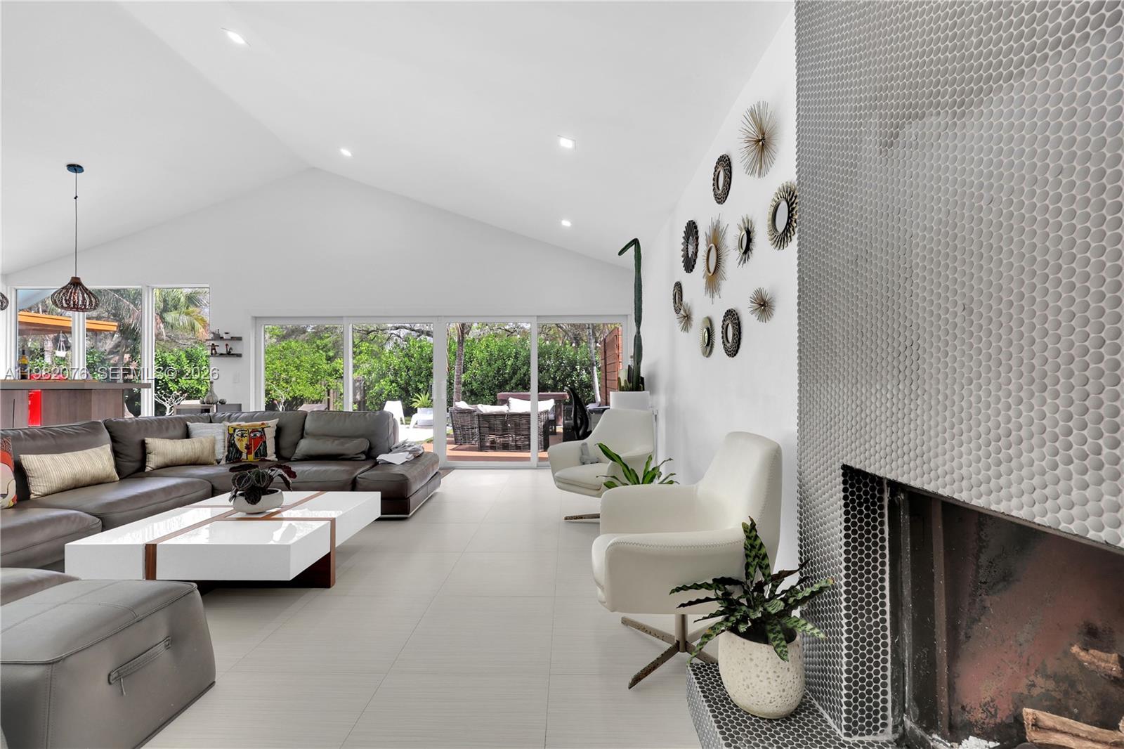 STONEBRIDGE PHASE 1 - Residential