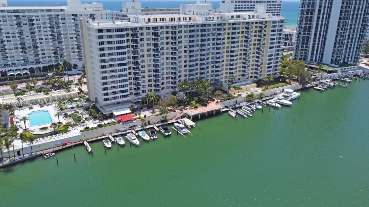5600 Collins Ave 10E