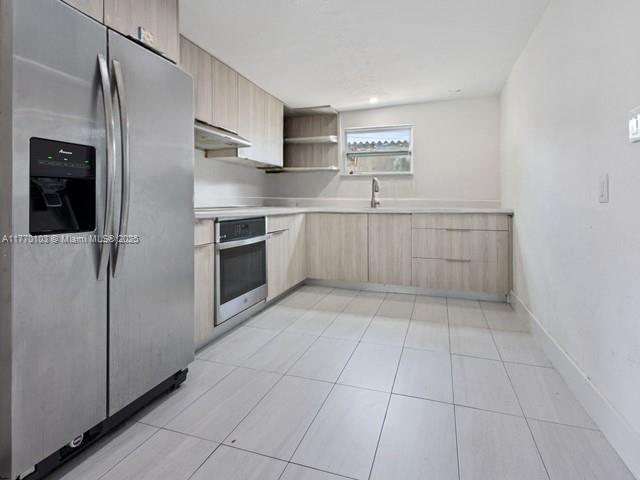 BROADVIEW PARK - Residential