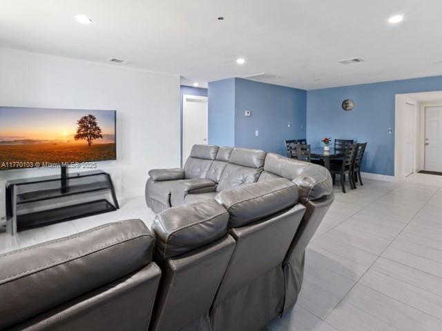 1481 SW 49th Ave