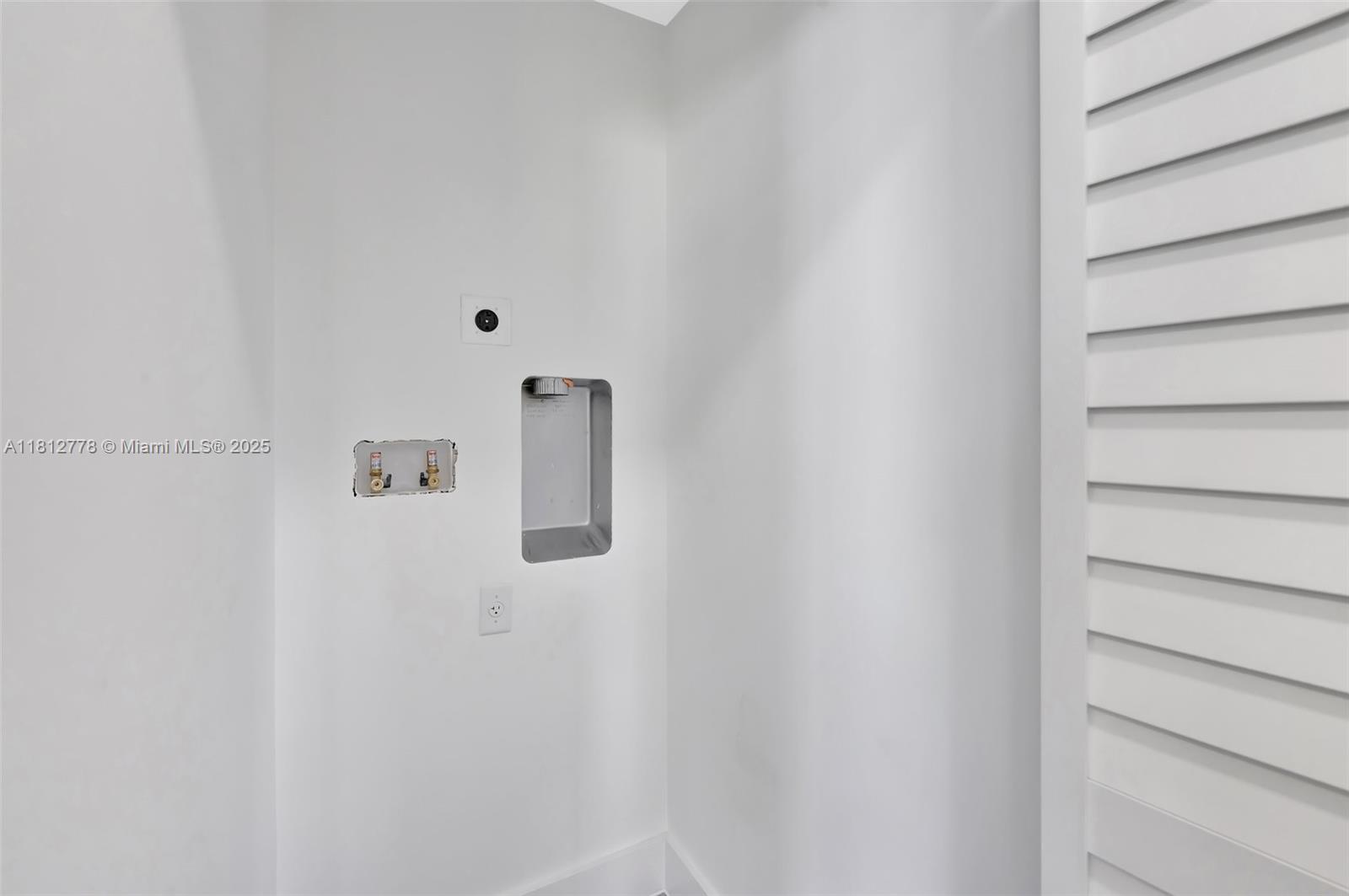 BISCAYNE RIVER GARDENS NO - Residential