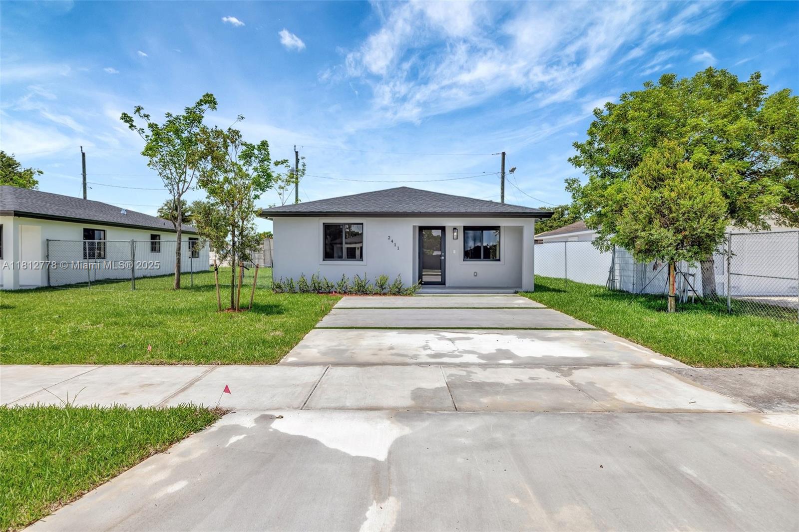 Property for Sale at 2411 Nw 153 St, Miami Gardens, Broward County, Florida - Bedrooms: 3 
Bathrooms: 2  - $558,000