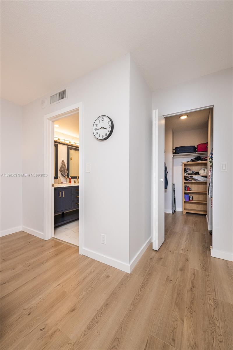 OLYMPUS CONDO - Residential Lease
